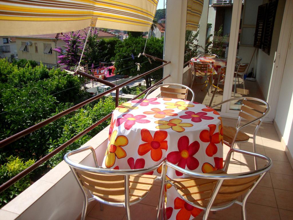 Apartments Rubinic Jelsa  Rom bilde