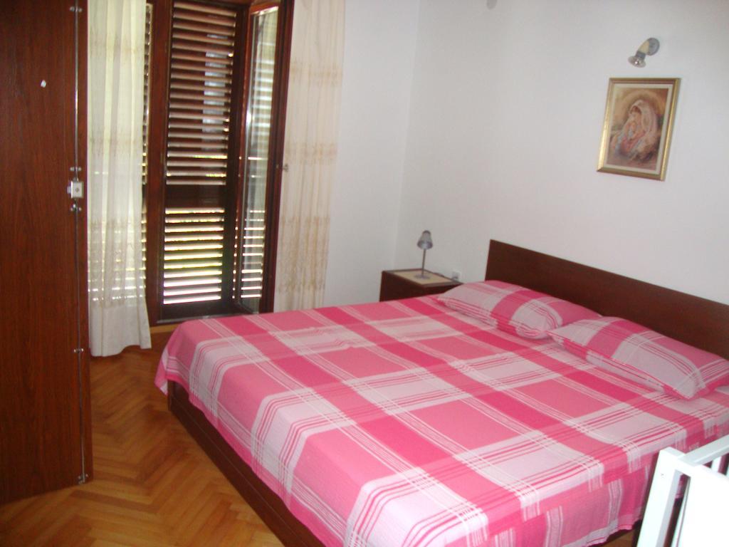 Apartments Rubinic Jelsa  Rom bilde