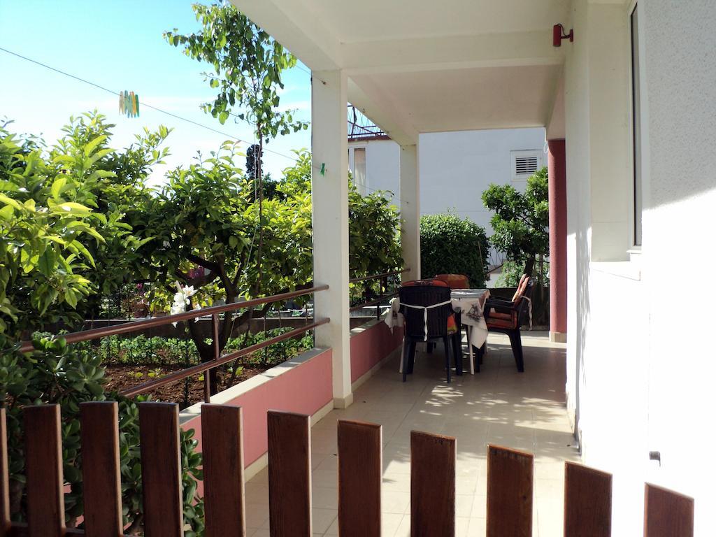 Apartments Rubinic Jelsa  Rom bilde