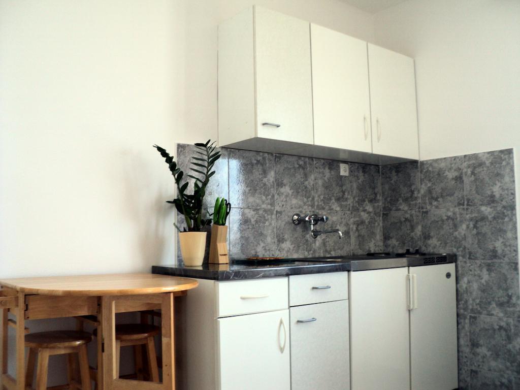 Apartments Rubinic Jelsa  Rom bilde